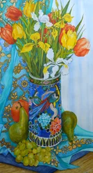 Tulpen en Iris in een Japanse vaas, met fruit en textiel, 2000